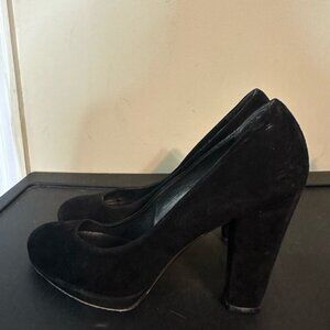 STUART WEITZMAN Russell & Bromley Black Suede STRUTT Platform Heels 8N